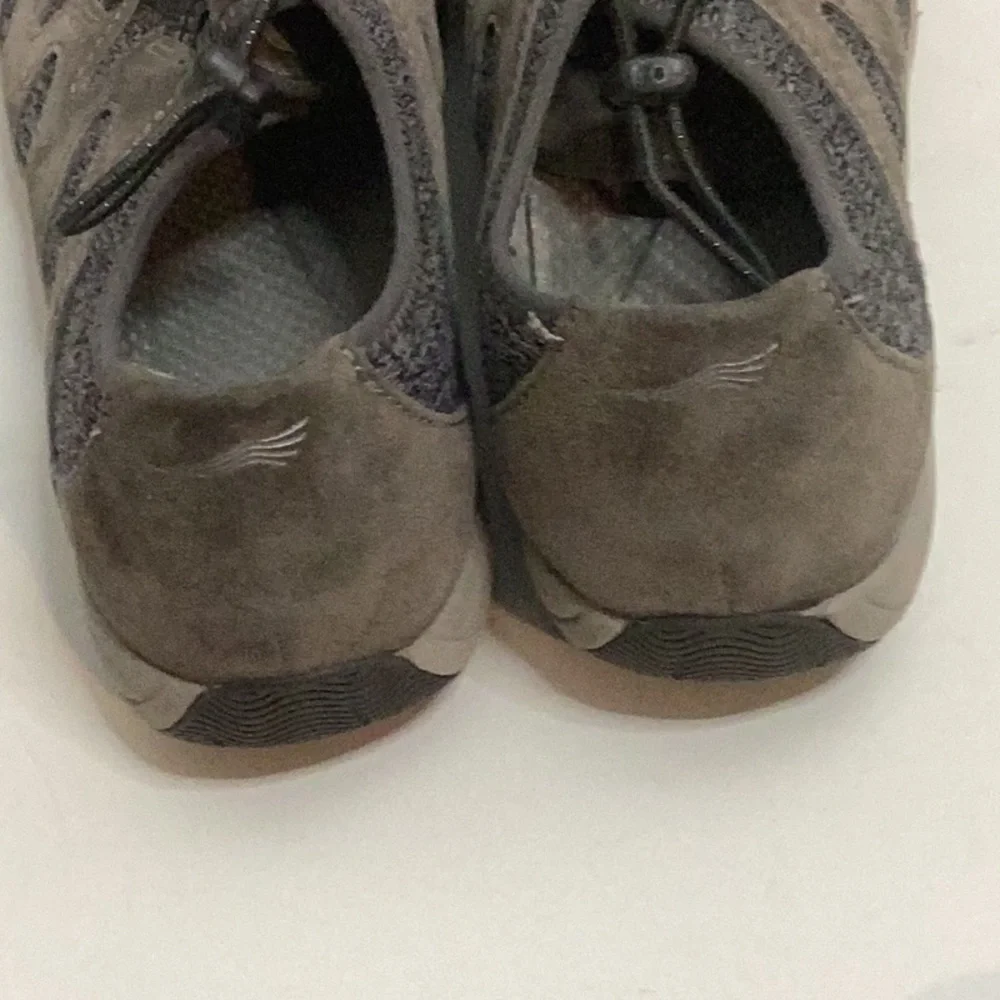 Dansko Gray & Cream Sole‎ Sneaker 39 Leather Upper 4516201020
